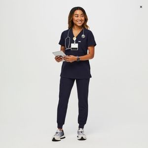 Figs Scrubs xs navy set